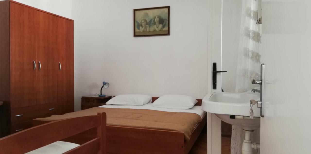 Marina Apartment End Rooms Vela Luka Eksteriør bilde