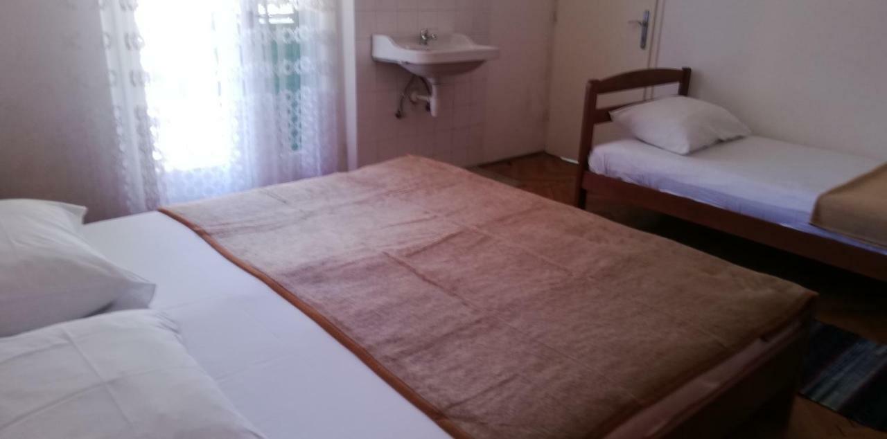 Marina Apartment End Rooms Vela Luka Eksteriør bilde