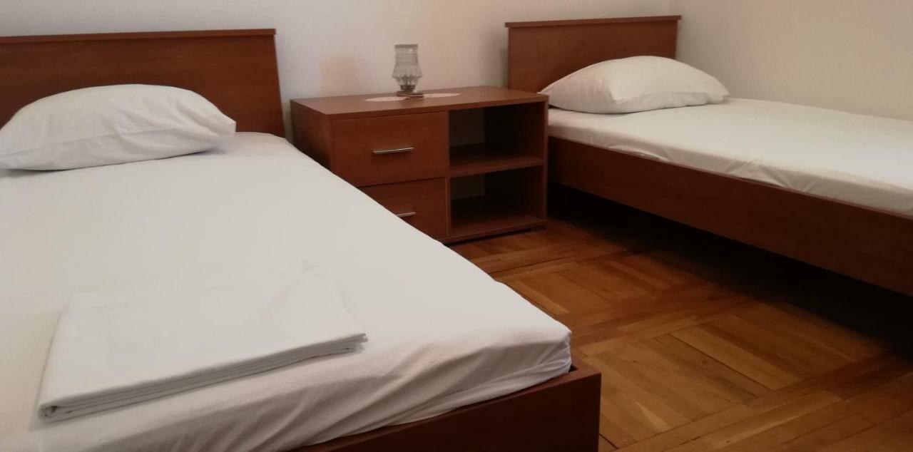 Marina Apartment End Rooms Vela Luka Eksteriør bilde